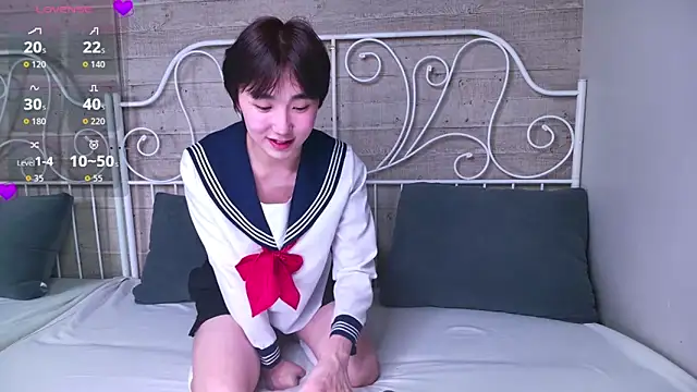 HeejinWang online show from 03-15-26, 08:48