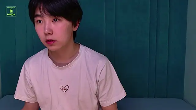 HeejinWang online show from 06-05-26, 05:47