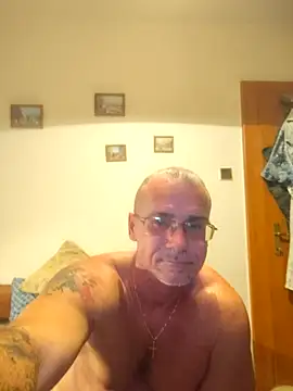 chcem1975 online show from 09-22-25, 08:00