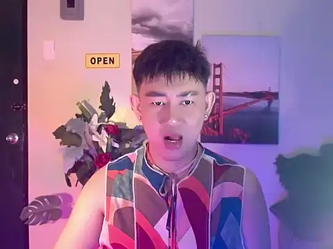 Snapshot of NaughtyGlow97 chatting on 10-28-25, 10:01 NaughtyGlow97 online show from 10-28-25, 10:01