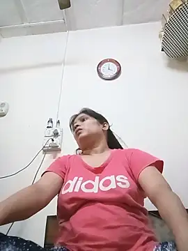aliya-jaan71 online show from 05-30-26, 10:34