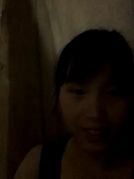 Snapshot of huong-18 chatting on 10-07-25, 12:02 huong-18 online show from 10-07-25, 12:02