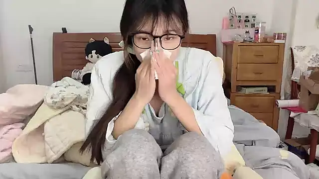 Akong11 online show from 11-27-25, 04:47