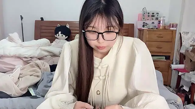 Akong11 online show from 11-28-25, 06:27