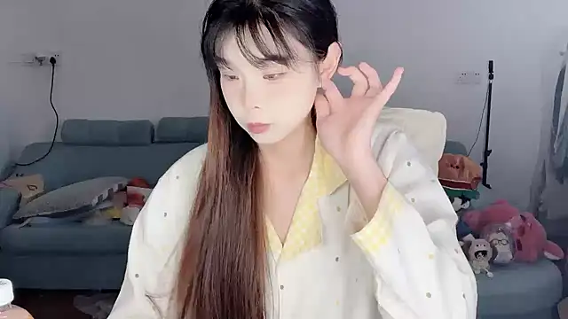 Akong11 online show from 04-04-26, 07:50