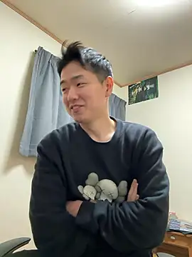 Snapshot of KAMESAN08 chatting on 02-19-26, 10:44 KAMESAN08 online show from 02-19-26, 10:44