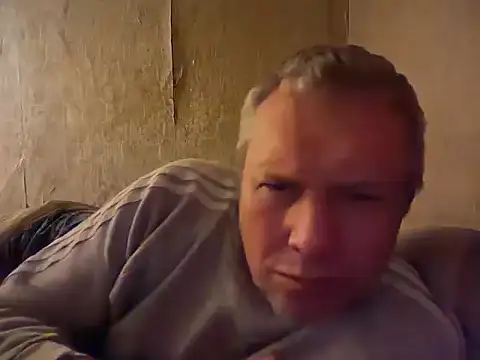 evulis1 online show from 10-10-25, 10:09