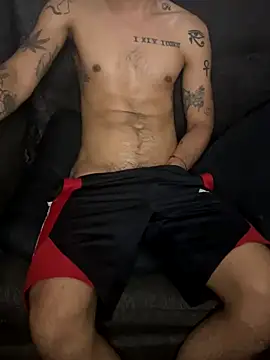 latinoxx1992 online show from 09-16-25, 01:39