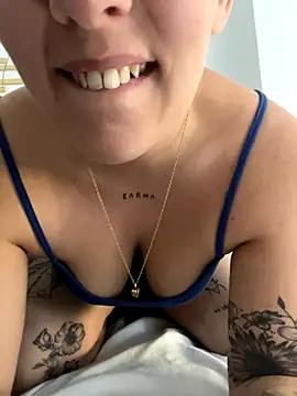 anonyme hot47 online show from 11-26-25, 10:16