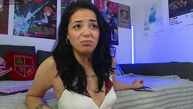 Snapshot of KiraQuinn1 chatting on 09-28-25, 03:17 KiraQuinn1 online show from 09-28-25, 03:17