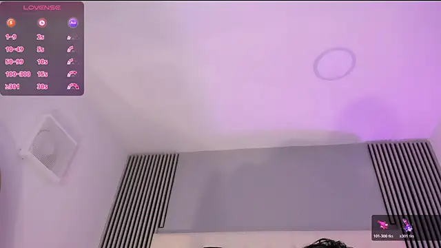 Snapshot of toji_luxxer chatting on 11-30-25, 01:53 toji luxxer online show from 11-30-25, 01:53