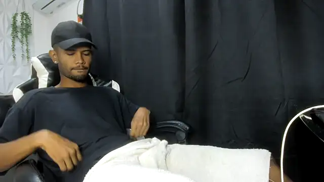 saack  xx online show from 05-27-26, 06:38