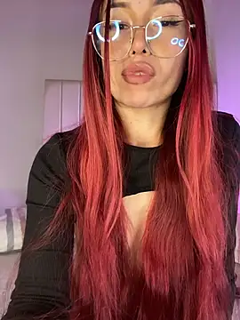 Snapshot of Abbi_Gomez chatting on 11-10-25, 11:15 Abbi Gomez online show from 11-10-25, 11:15