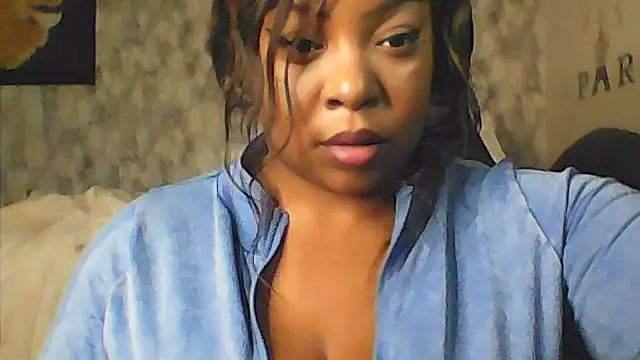 Snapshot of BellaBlaze25 chatting on 03-09-26, 02:54 BellaBlaze25 online show from 03-09-26, 02:54