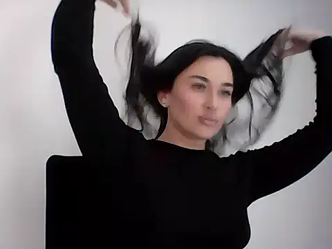 Lyverra online show from 04-03-26, 11:08