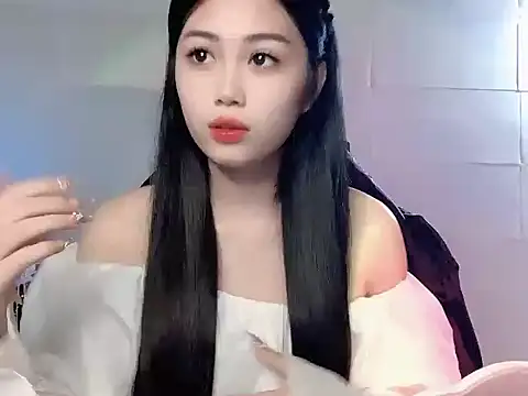 Lyly4757 online show from 12-13-25, 10:15