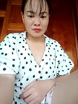 emilyzz online show from 10-07-25, 12:52