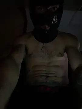 Snapshot of dirtyskils chatting on 02-14-26, 01:35 dirtyskils online show from 02-14-26, 01:35