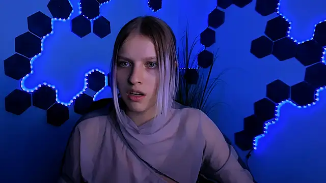 kaela spell  online show from 05-15-26, 12:06