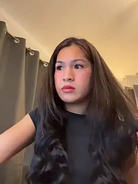 Snapshot of ZoeyJohnson chatting on 10-27-25, 04:16 ZoeyJohnson online show from 10-27-25, 04:16