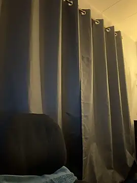 Snapshot of ZoeyJohnson chatting on 11-07-25, 08:25 ZoeyJohnson online show from 11-07-25, 08:25