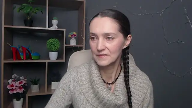 Snapshot of TayaFinch chatting on 11-09-25, 01:20 TayaFinch online show from 11-09-25, 01:20