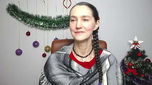 Snapshot of TayaFinch chatting on 12-15-25, 01:37 TayaFinch online show from 12-15-25, 01:37