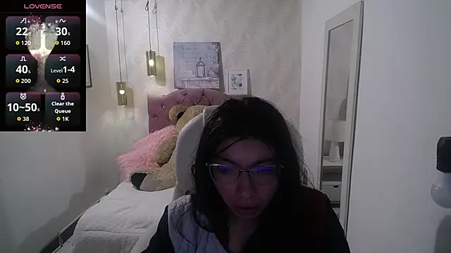 alllyson  online show from 11-22-25, 07:57