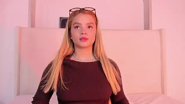 Sofi glow online show from 03-20-26, 09:19