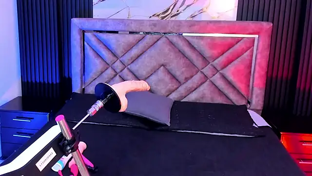 Snapshot of Daniwhatson chatting on 09-28-25, 03:45 Daniwhatson online show from 09-28-25, 03:45