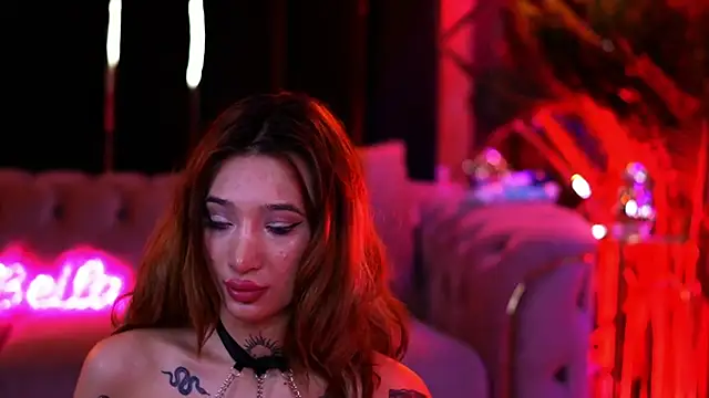 Snapshot of SiennaJayden chatting on 02-18-26, 07:37 SiennaJayden online show from 02-18-26, 07:37