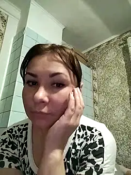 Mia24Blove online show from 10-13-25, 04:29