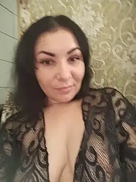 Mia24Blove online show from 07-16-26, 10:54