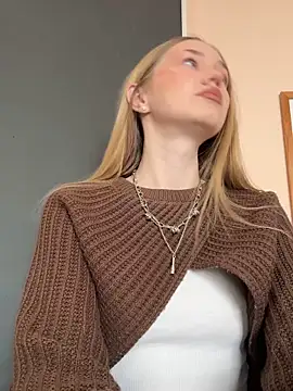 MilaMoone online show from 02-06-26, 10:40