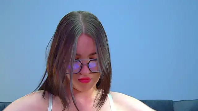 AnneAvery online show from 10-05-25, 06:23