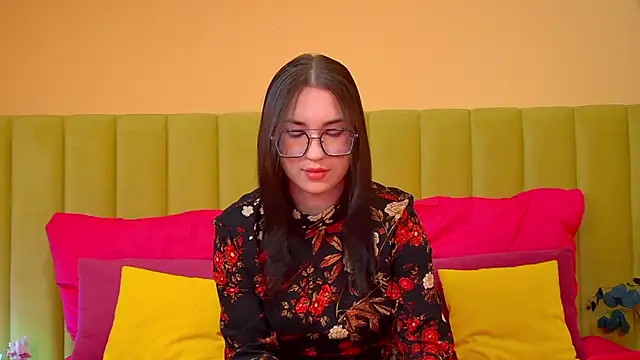 AnneAvery online show from 10-08-25, 06:11