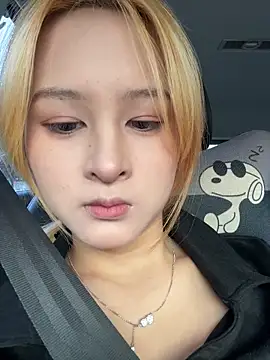 yuki june online show from 10-26-25, 08:42