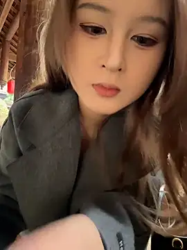 yuki june online show from 02-09-26, 08:40