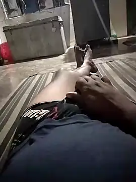 Snapshot of samsharma- chatting on 10-09-25, 02:59 samsharma- online show from 10-09-25, 02:59