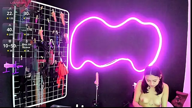 Snapshot of Mistress_Megan_BDSM chatting on 10-27-25, 07:07 Mistress Megan BDSM online show from 10-27-25, 07:07