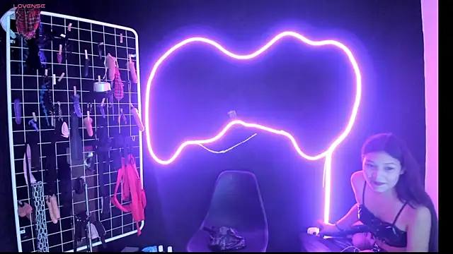 Snapshot of Mistress_Megan_BDSM chatting on 11-13-25, 07:02 Mistress Megan BDSM online show from 11-13-25, 07:02