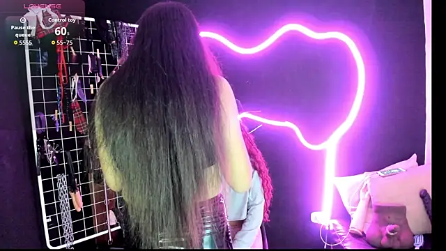 Snapshot of Mistress_Megan_BDSM chatting on 11-26-25, 07:15 Mistress Megan BDSM online show from 11-26-25, 07:15