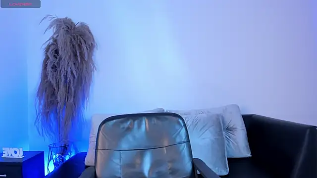 Megancoxx online show from 11-15-25, 10:56