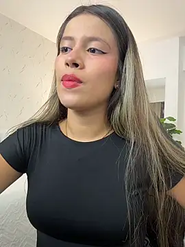 EMILIIA RICHTER   online show from 06-12-26, 03:38
