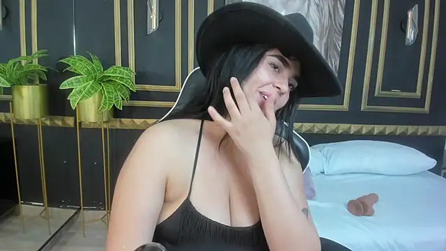 charlote rossee online show from 09-30-25, 02:22