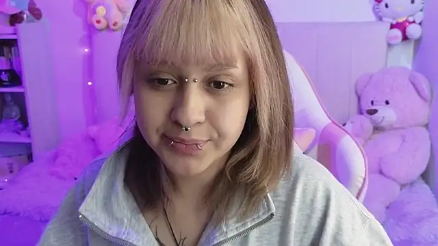 Snapshot of NekoWaifu chatting on 05-11-26, 02:23 NekoWaifu online show from 05-11-26, 02:23