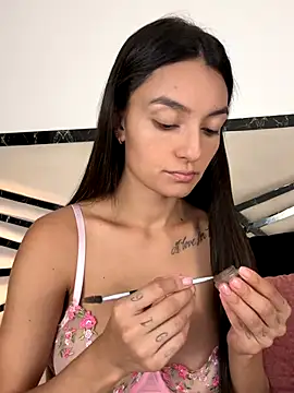 MiaKane99 online show from 12-04-25, 04:33