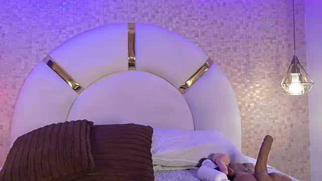 paulina cano online show from 11-05-25, 07:25