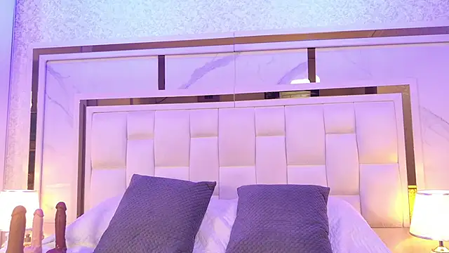 paulina cano online show from 11-30-25, 07:18