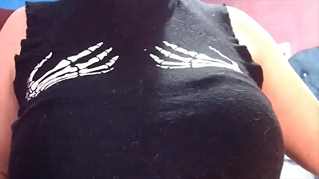 Snapshot of Lisa_Squirt_Hot chatting on 11-10-25, 11:20 Lisa Squirt Hot online show from 11-10-25, 11:20